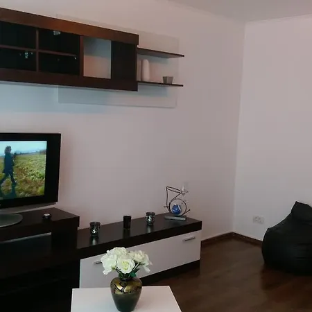Apartman Apartament *